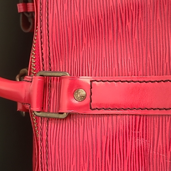 Louis Vuitton Red Epi 50 Keepall Duffle Bag Vintage - Picture 10 of 16